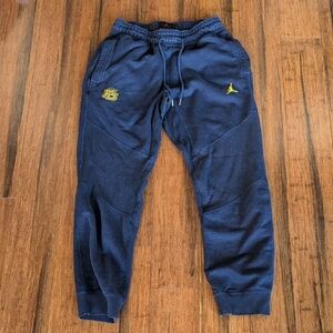 Jordan Navy Joggers Marquette University